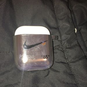 Off-white For Nike “Air Jordan 1” AirPod case silver new